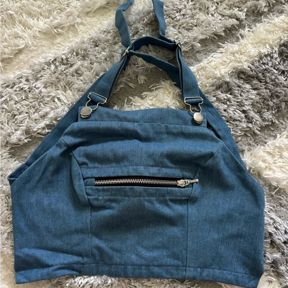 Unique going out top never worn